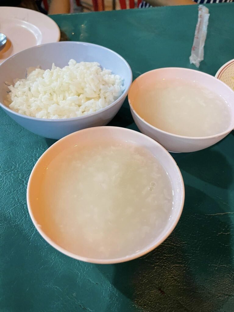 ร้านข้าวต้มบาทเดียว